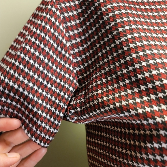 Temt Turtleneck Tee - Picture 3 of 4